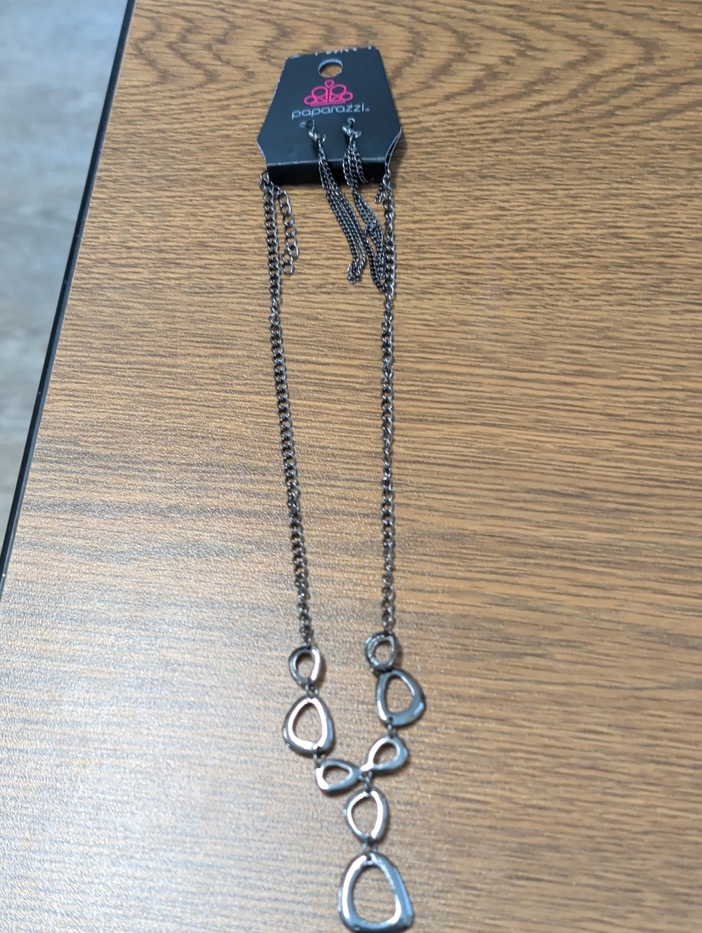 Paparazzi Gunmetal Linked Teardrop Necklace - Womens Jewelry